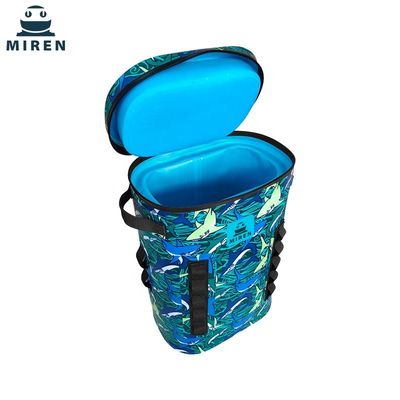 Camouflage Pattern Soft Picnic Cooler Bag TPU Material 29 Cans Capacity For Camping